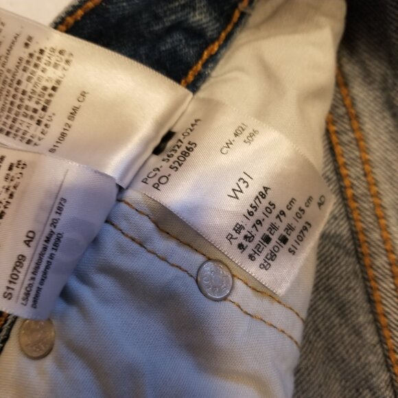 Levi's 501 High Waisted Jean Denim Shorts W31 Medium Wash Blude Faded Distressed - Picture 9 of 13